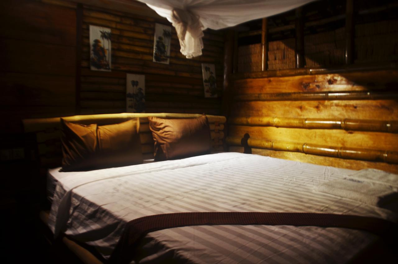 Tree Bar Hostel Ронгсанлем Экстерьер фото