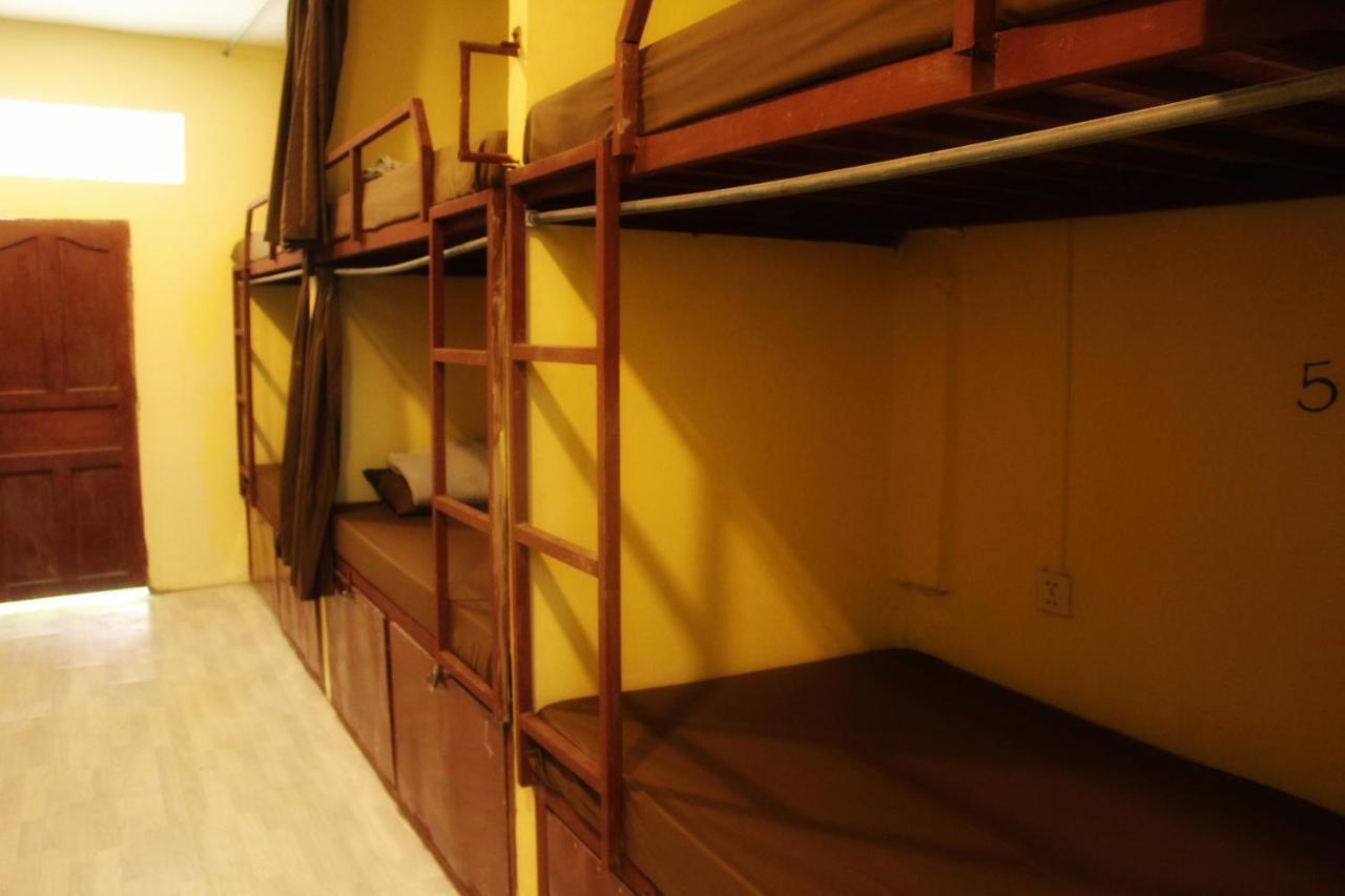 Tree Bar Hostel Ронгсанлем Экстерьер фото
