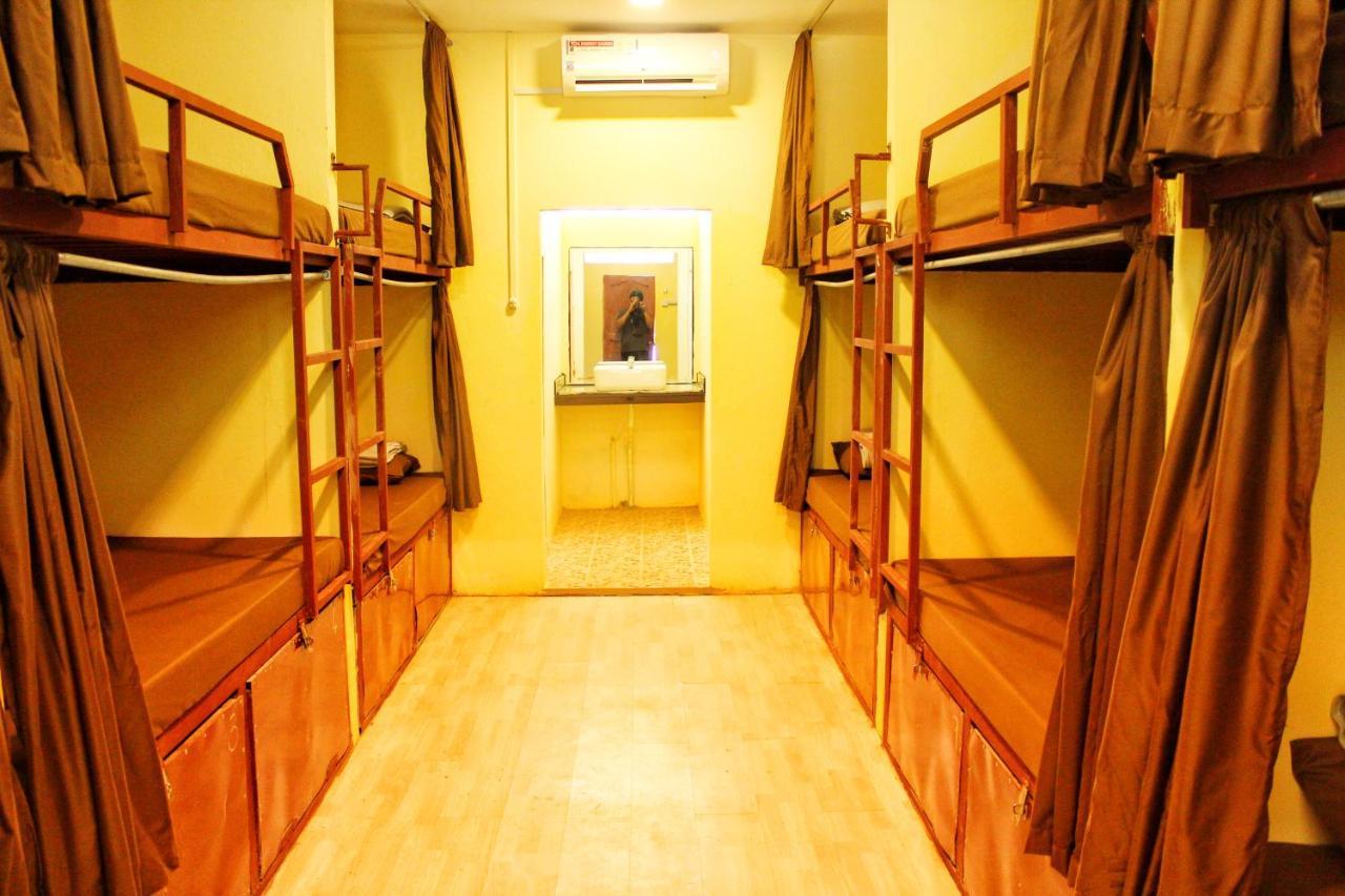 Tree Bar Hostel Ронгсанлем Экстерьер фото