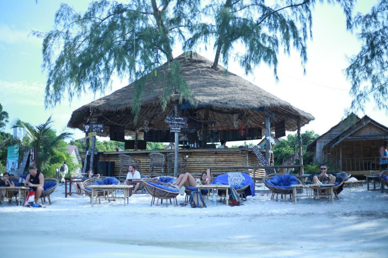 Tree Bar Hostel Ронгсанлем Экстерьер фото